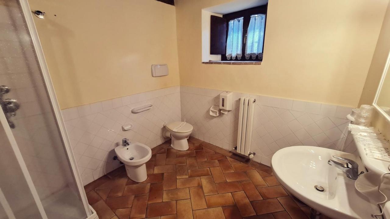 Borgo de' Varano by Hotel I Duchi Camerino Exterior foto